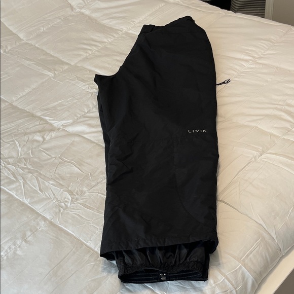 Women’s plus size ski pants - very warm. - Picture 2 of 4